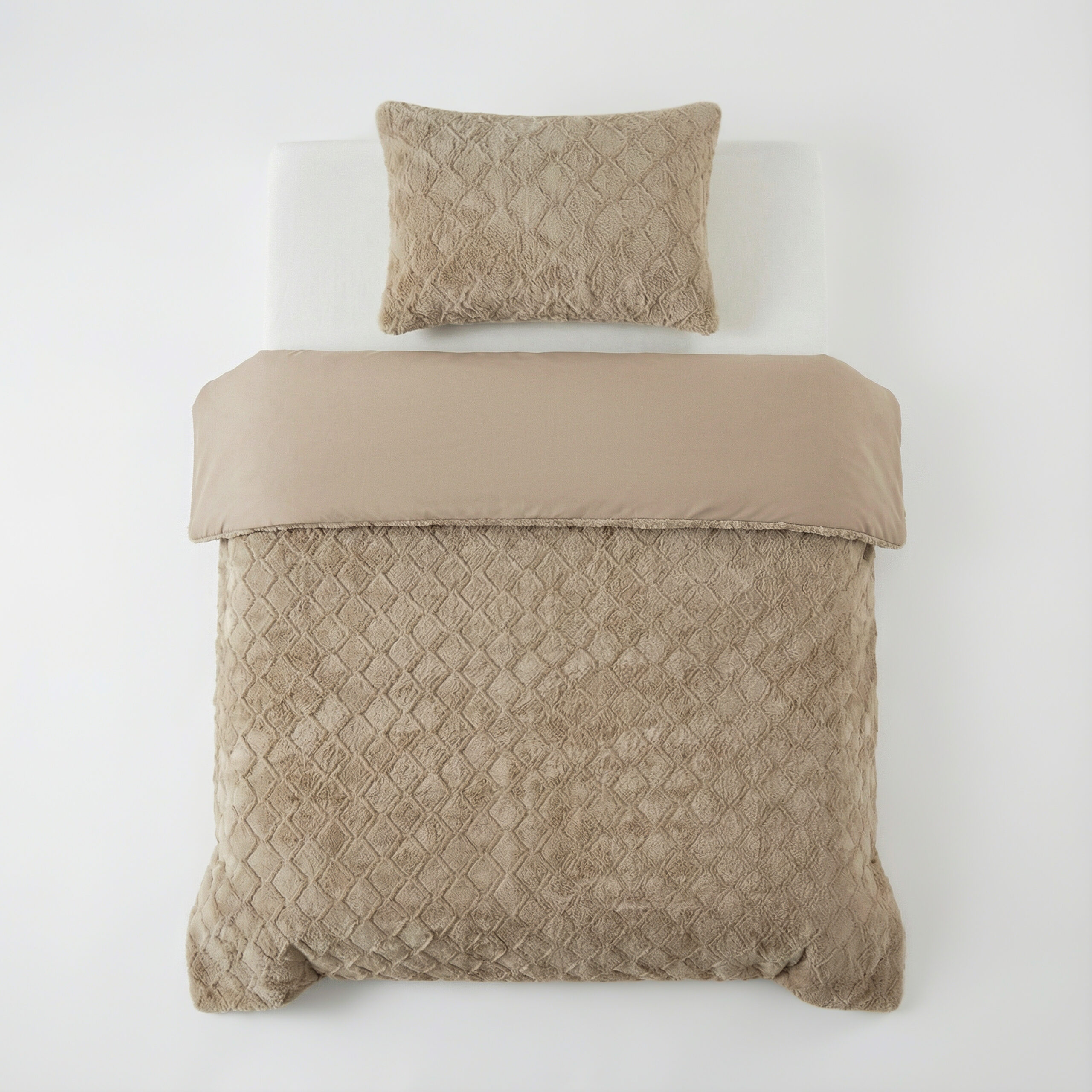 Faux Fur Syon Taupe 140 x 200/220